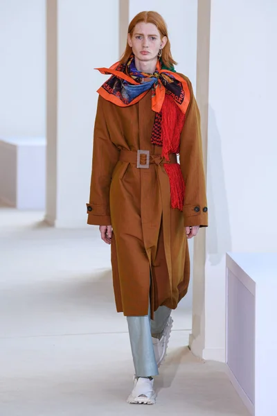 Look 42